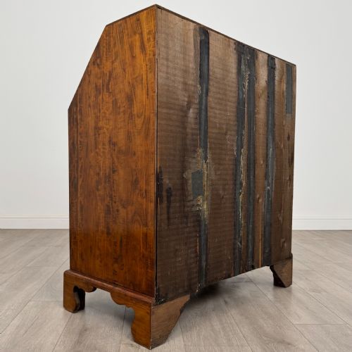 ANTIQUE 18TH CENTURY FINE QUALITY BUREAU IN FRUITWOOD - ADDITIONAL PHOTO 4