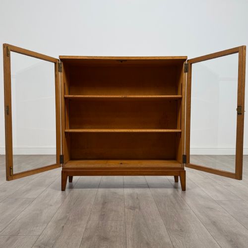 ANTIQUE 20TH CENTURY FINE QUALITY DISPLAY CABINET IN GOLDEN OAK - ADDITIONAL PHOTO 2