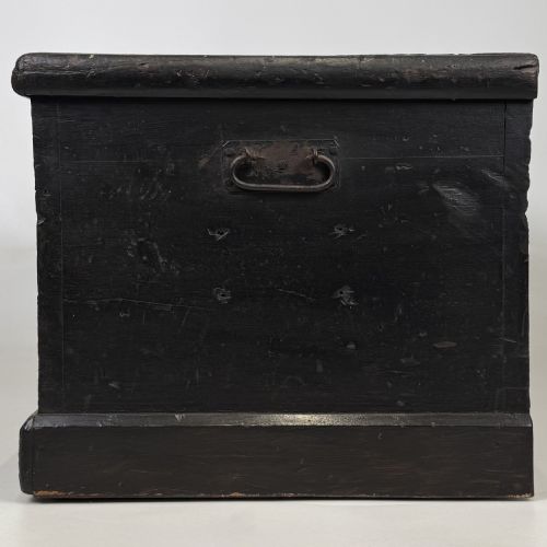 ANTIQUE 19TH CENTURY GOOD QUALITY EBONSIED BLANKET BOX - ADDITIONAL PHOTO 2