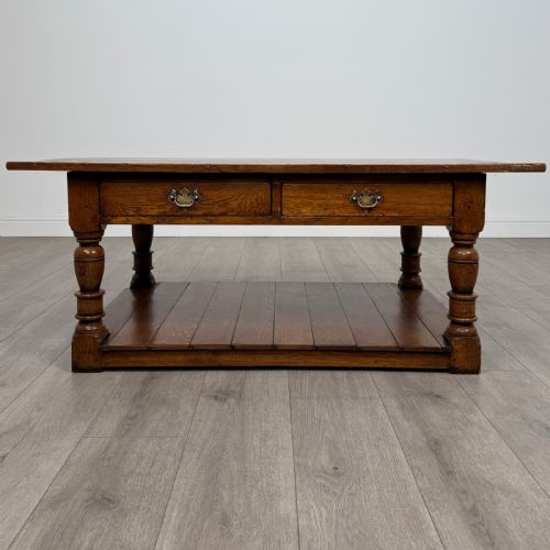 antique 20th century good quality coffee table in oak - CATEGORY: ANTIQUE TABLES - DATED EDWARDIAN