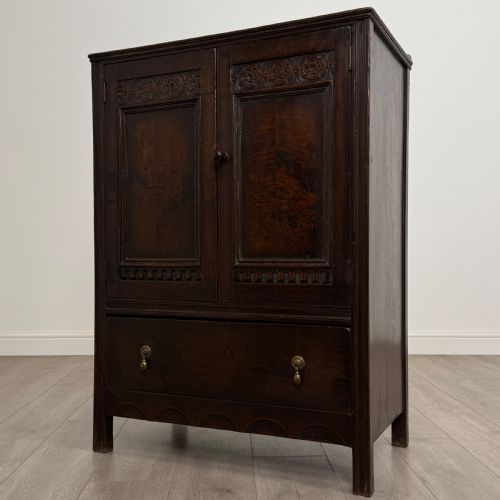 ANTIQUE 20TH CENTURY GOOD QUALITY CARVED OAK CUPBOARD - ADDITIONAL PHOTO 2