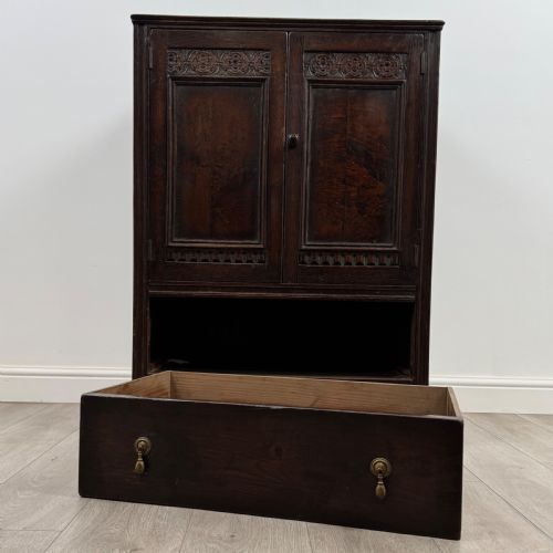 ANTIQUE 20TH CENTURY GOOD QUALITY CARVED OAK CUPBOARD - ADDITIONAL PHOTO 10