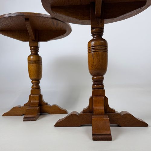 ANTIQUE 20TH CENTURY FINE QUALITY PAIR OF OAK SIDE TABLES - ADDITIONAL PHOTO 5