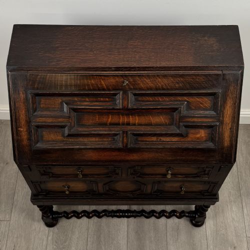 ANTIQUE 20TH CENTURY JACOBEAN STYLE BUREAU IN OAK - ADDITIONAL PHOTO 11