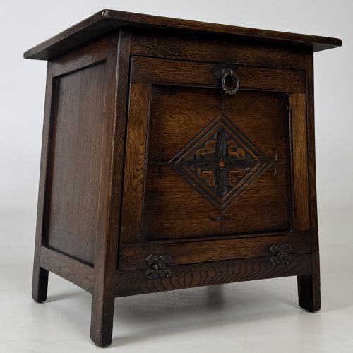 ANTIQUE 20TH CENTURY GOOD QUALITY SMALL OAK CABINET - ADDITIONAL PHOTO 10
