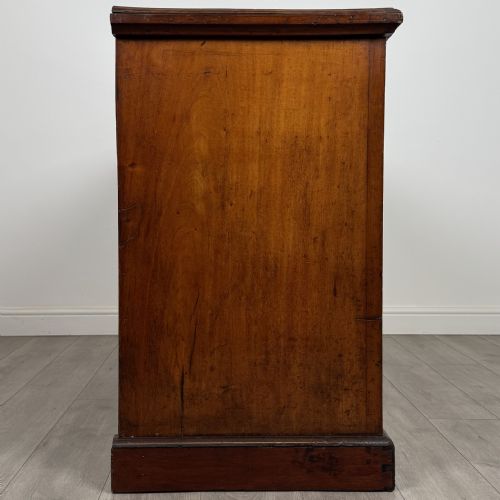 ANTIQUE 20TH CENTURY GOOD QUALITY SIDEBOARD IN WALNUT - ADDITIONAL PHOTO 9