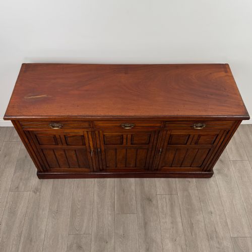 ANTIQUE 20TH CENTURY GOOD QUALITY SIDEBOARD IN WALNUT - ADDITIONAL PHOTO 10