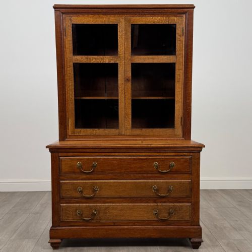 ANTIQUE 20TH CENTURY FINE QUALITY UNIQUE DISPLAY CABINET IN OAK - ADDITIONAL PHOTO 1