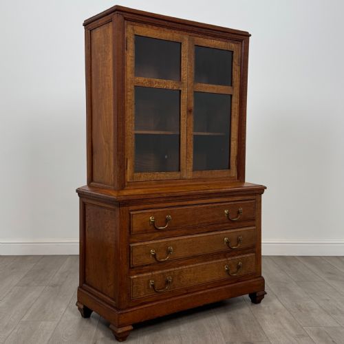ANTIQUE 20TH CENTURY FINE QUALITY UNIQUE DISPLAY CABINET IN OAK - ADDITIONAL PHOTO 9