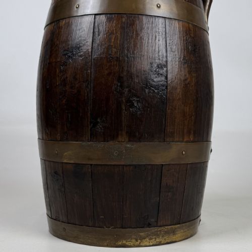 ANTIQUE 20TH CENTURY BRASS BOUND JUG UMBRELLA STAND IN OAK - ADDITIONAL PHOTO 11