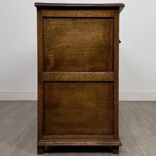 ANTIQUE 20TH CENTURY FINE QUALITY SIDEBOARD IN OAK - ADDITIONAL PHOTO 7