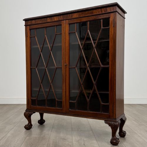 fig 2. Antique 20th Century Small Mahogany Display Cabinet