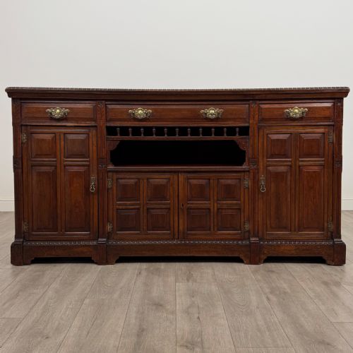 antique 20th century good quality sideboard in walnut - CATEGORY: ANTIQUE SIDEBOARDS - DATED EDWARDIAN
