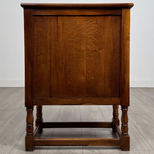 ANTIQUE 20TH CENTURY GOOD QUALITY SMALL OAK CABINET - ADDITIONAL PHOTO 5