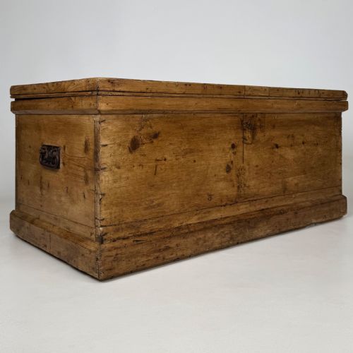 ANTIQUE 19TH CENTURY GOOD QUALITY RUSTIC PINE BLANKET BOX - ADDITIONAL PHOTO 6