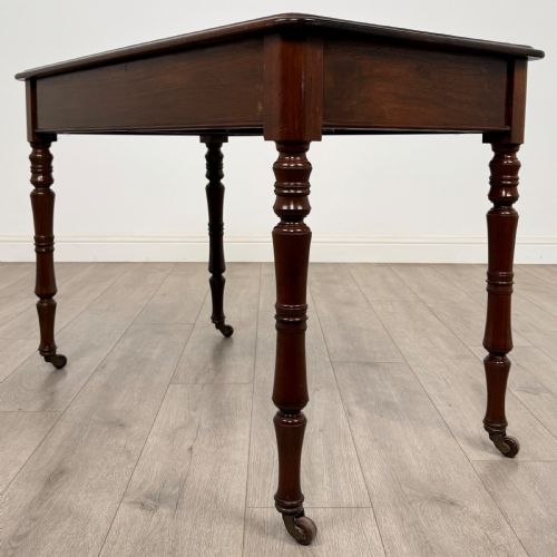 ANTIQUE 19TH CENTURY FINE QUALITY WRITING TABLE IN MAHOGANY - ADDITIONAL PHOTO 5