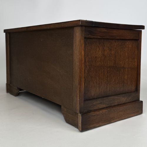 ANTIQUE 20TH CENTURY LINENFOLD BLANKET BOX IN OAK - ADDITIONAL PHOTO 5