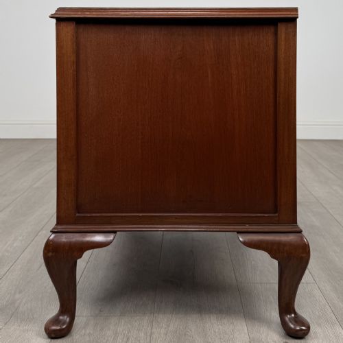ANTIQUE 20TH CENTURY LOW CHEST OF DRAWERS IN WALNUT - ADDITIONAL PHOTO 2