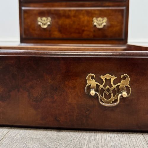 ANTIQUE 20TH CENTURY NARROW BUREAU IN WALNUT - ADDITIONAL PHOTO 12