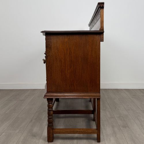 ANTIQUE 20TH CENTURY FINE QUALITY JACOBEAN STYLE OAK SIDEBOARD - ADDITIONAL PHOTO 3
