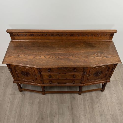 ANTIQUE 20TH CENTURY FINE QUALITY JACOBEAN STYLE OAK SIDEBOARD - ADDITIONAL PHOTO 8