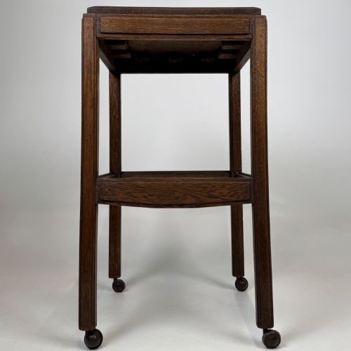 ANTIQUE 20TH CENTURY GOOD QUALITY SIDE TABLE IN OAK - ADDITIONAL PHOTO 2