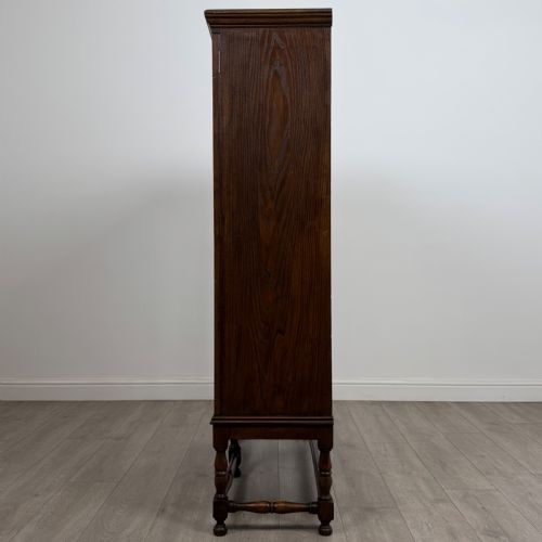 ANTIQUE 20TH CENTURY GOOD QUALITY DISPLAY CABINET IN OAK - ADDITIONAL PHOTO 4