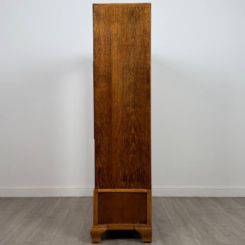 ANTIQUE 20TH CENTURY ARTS CRAFTS STYLE WARDROBE IN OAK - ADDITIONAL PHOTO 3