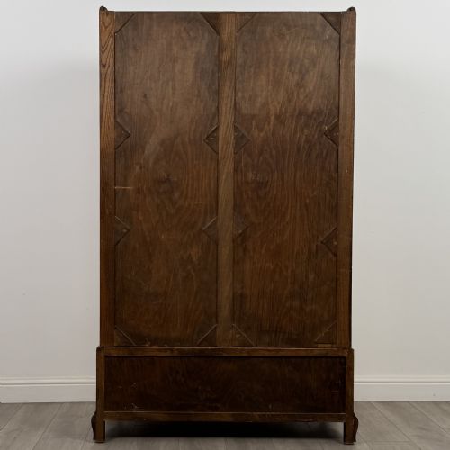ANTIQUE 20TH CENTURY ARTS CRAFTS STYLE WARDROBE IN OAK - ADDITIONAL PHOTO 5