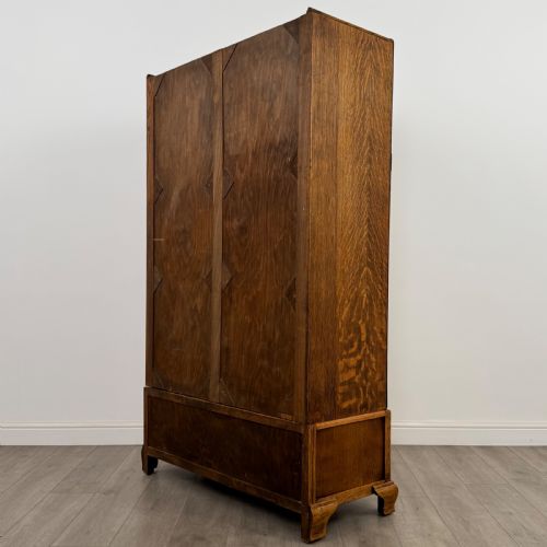 ANTIQUE 20TH CENTURY ARTS CRAFTS STYLE WARDROBE IN OAK - ADDITIONAL PHOTO 6