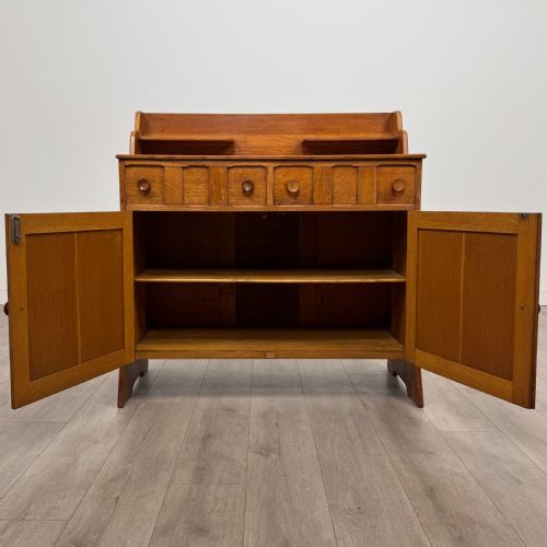 ANTIQUE 20TH CENTURY FINE QUALITY ART CRAFTS OAK SIDEBOARD - ADDITIONAL PHOTO 1