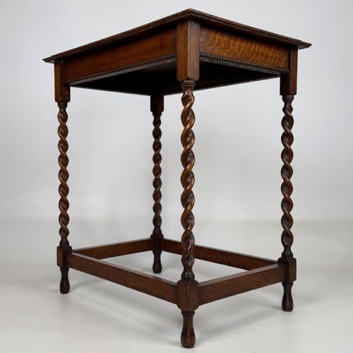 ANTIQUE 20TH CENTURY BARLEY TWIST SIDE TABLE IN GOLDEN OAK - ADDITIONAL PHOTO 5