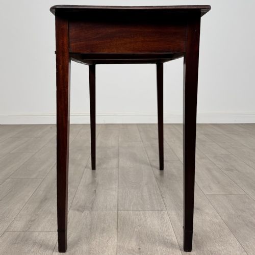 ANTIQUE 18TH CENTURY GOOD QUALITY WRITING TABLE IN MAHOGANY - ADDITIONAL PHOTO 2