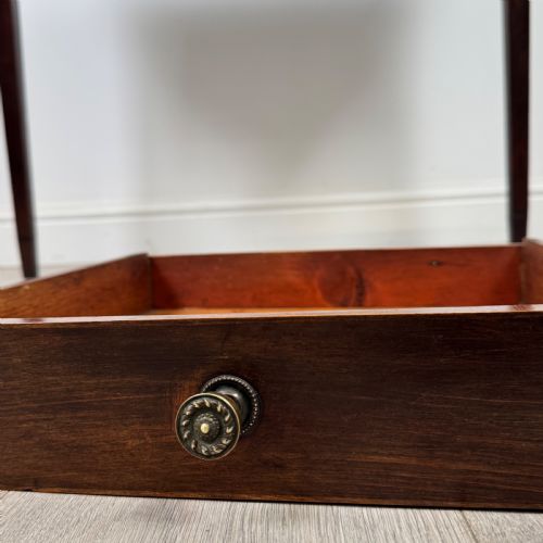 ANTIQUE 18TH CENTURY GOOD QUALITY WRITING TABLE IN MAHOGANY - ADDITIONAL PHOTO 10