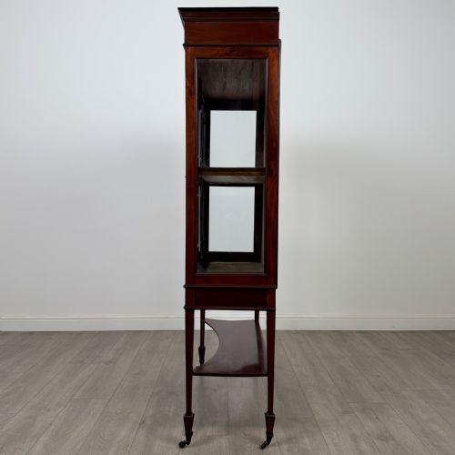 ANTIQUE 20TH CENTURY EDWARDIAN DISPLAY CABINET IN MAHOGANY - ADDITIONAL PHOTO 3