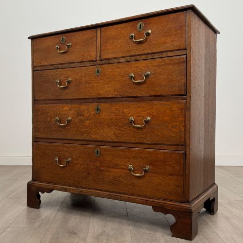 ANTIQUE 18TH CENTURY GEORGIAN CHEST OF DRAWERS IN OAK - ADDITIONAL PHOTO 1