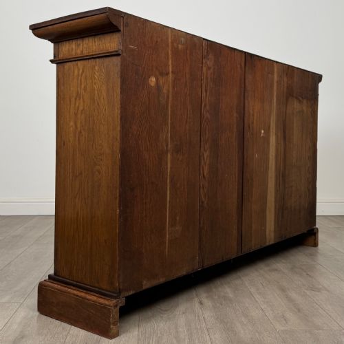 ANTIQUE 20TH CENTURY FINE QUALITY OPEN BOOKCASE IN OAK - ADDITIONAL PHOTO 3