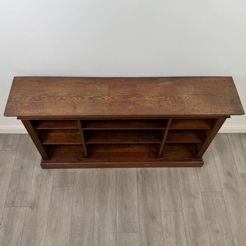 ANTIQUE 20TH CENTURY FINE QUALITY OPEN BOOKCASE IN OAK - ADDITIONAL PHOTO 8
