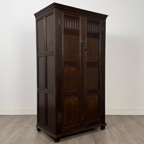 ANTIQUE 20TH CENTURY FINE QUALITY SMALL OAK WARDROBE - ADDITIONAL PHOTO 8
