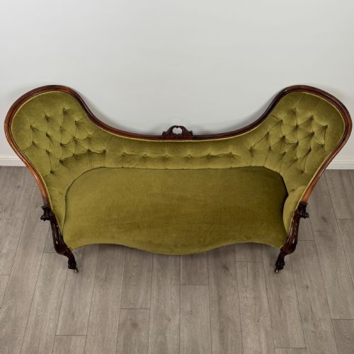 ANTIQUE 19TH CENTURY VICTORIAN SPOON BACK SETTEE IN MAHOGANY - ADDITIONAL PHOTO 8