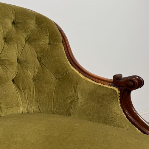 ANTIQUE 19TH CENTURY VICTORIAN SPOON BACK SETTEE IN MAHOGANY - ADDITIONAL PHOTO 9