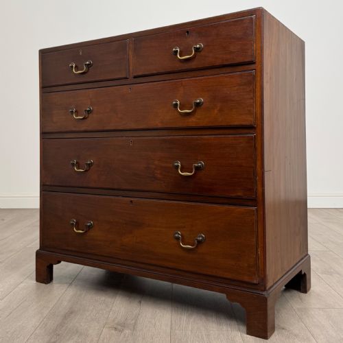 ANTIQUE 19TH CENTURY GEORGIAN STYLE CHEST OF DRAWERS IN MAHOGANY - ADDITIONAL PHOTO 1