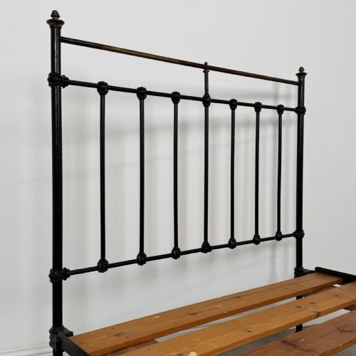 ANTIQUE 19TH CENTURY VICTORIAN BRASS AND IRON DOUBLE BED - ADDITIONAL PHOTO 4