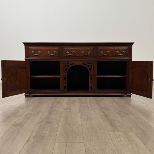 ANTIQUE 20TH CENTURY FINE QUALITY SIDEBOARD IN OAK - ADDITIONAL PHOTO 1