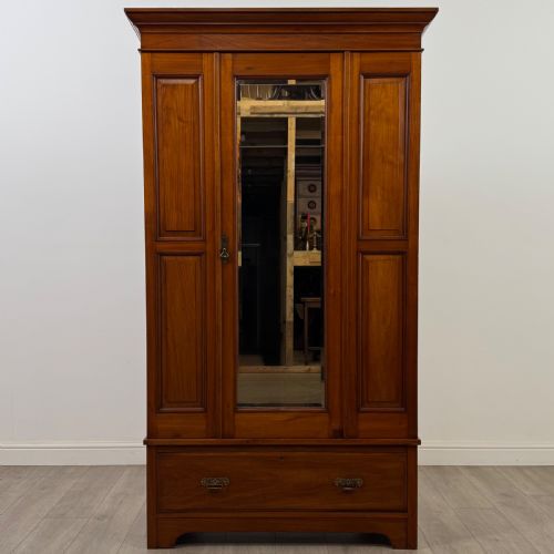 antique 20th century edwardian wardrobe in walnut - CATEGORY: ANTIQUE WARDROBES - DATED EDWARDIAN