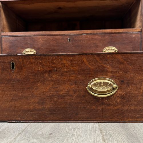 ANTIQUE 18TH CENTURY GEORGIAN CHEST OF DRAWERS IN OAK - ADDITIONAL PHOTO 10