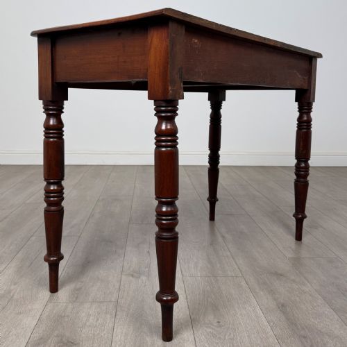 ANTIQUE 19TH CENTURY VICTORIAN WRITING TABLE IN MAHOGANY - ADDITIONAL PHOTO 3