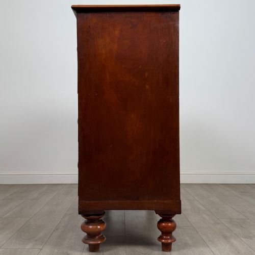 ANTIQUE 19TH CENTURY VICTORIAN MAHOGANY CHEST OF DRAWERS - ADDITIONAL PHOTO 2