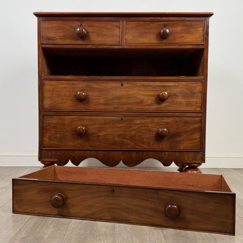 ANTIQUE 19TH CENTURY VICTORIAN MAHOGANY CHEST OF DRAWERS - ADDITIONAL PHOTO 9