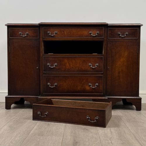 ANTIQUE 20TH CENTURY SMALL BREAKFRONT SIDEBOARD IN MAHOGANY - ADDITIONAL PHOTO 11